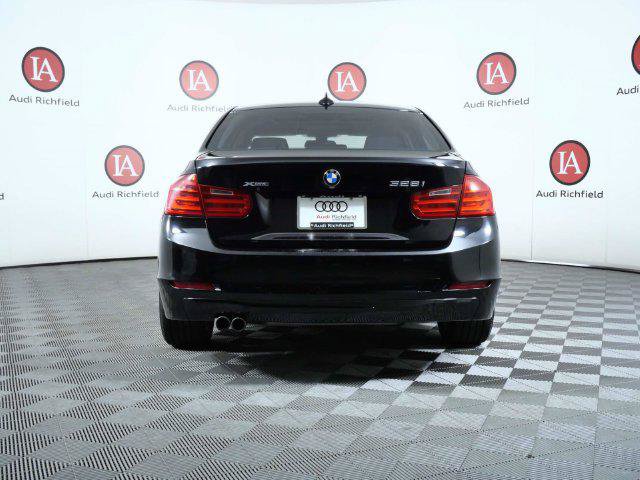 Used 2013 BMW 328i xDrive Sedan AWD/4WD image 8