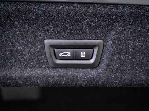 Used 2025 BMW 330i xDrive Sedan image 22