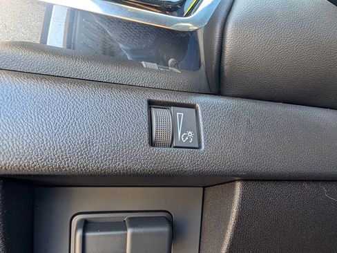 New 2026 GMC Canyon Elevation w/ Convenience Package image 39