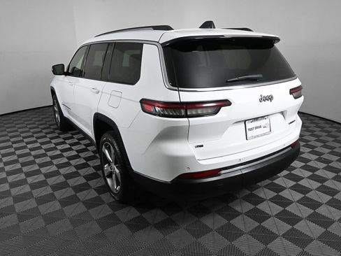Used 2021 Jeep Grand Cherokee L Limited RWD image 4