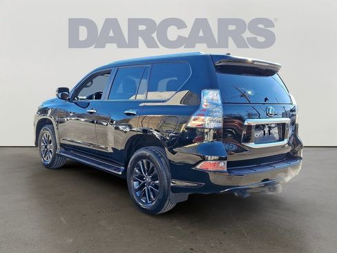 Used 2023 Lexus GX 460 Premium w/ Premium Package image 4