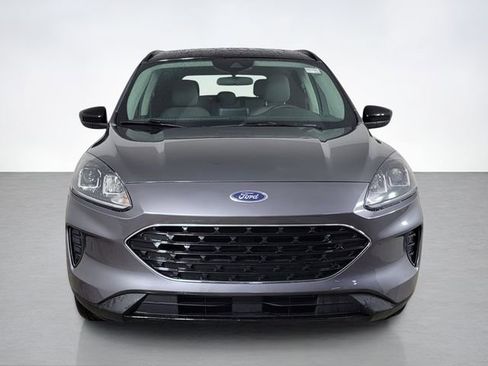 Certified 2022 Ford Escape SE w/ SE Sport Appearance Package FWD image 8