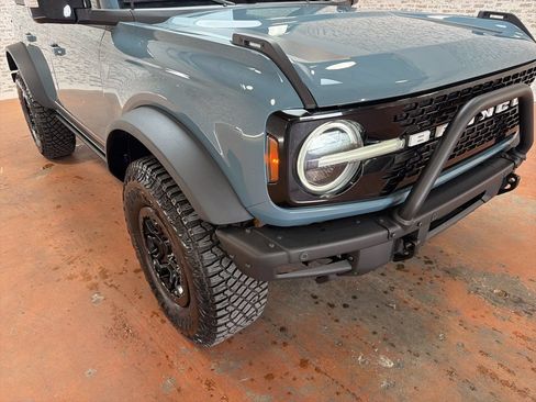 Used 2021 Ford Bronco First Edition AWD/4WD image 9