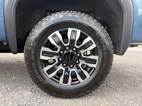 Used 2026 GMC Sierra 3500 Denali Ultimate AWD/4WD image 16