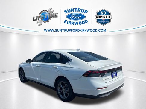 Used 2024 Honda Accord EX image 3