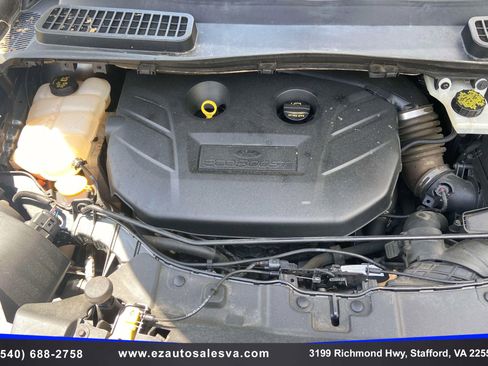 Used 2016 Ford Escape Titanium w/ Equipment Group 301A AWD/4WD image 12