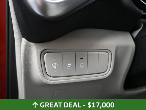Used 2025 Kia Soul LX w/ LX Technology Package FWD image 23