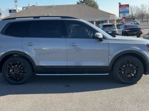 Used 2025 Kia Telluride EX X-Line AWD/4WD image 8