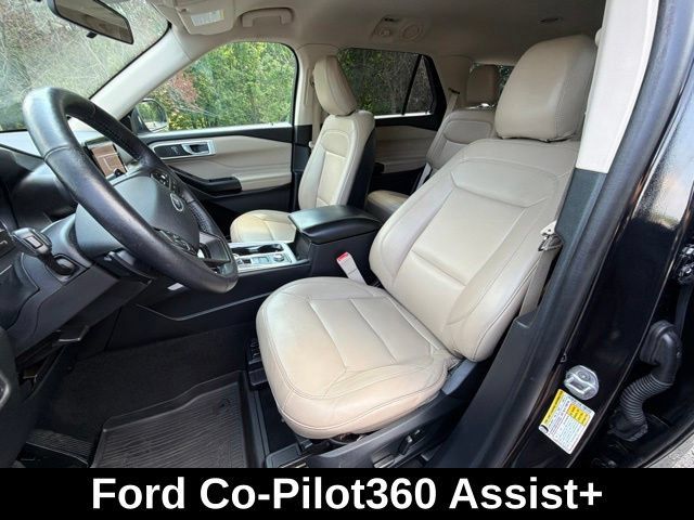 Used 2020 Ford Explorer XLT w/ Equipment Group 202A AWD/4WD image 13