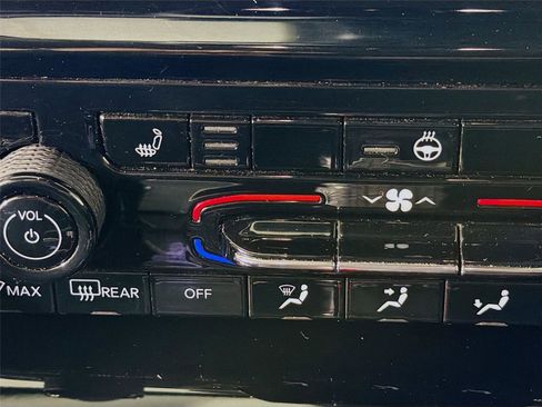 Used 2021 Jeep Grand Cherokee L Limited AWD/4WD image 22