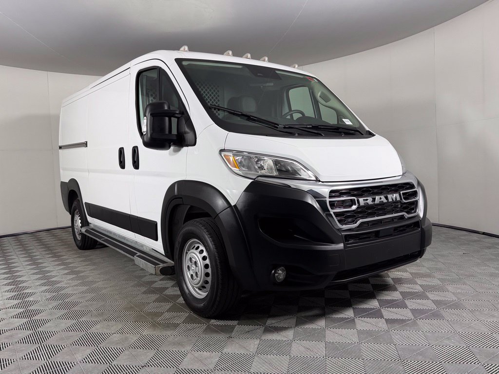 Used 2025 RAM ProMaster 2500 w/ U-Haul Equipment Group FWD image 5