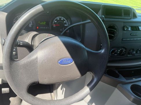 Used 2012 Ford E-250 and Econoline 250 w/ PWR Group RWD image 27