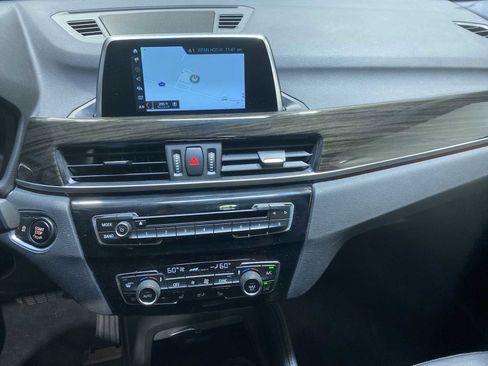 Used 2018 BMW X1 xDrive28i w/ Convenience Package AWD/4WD image 16