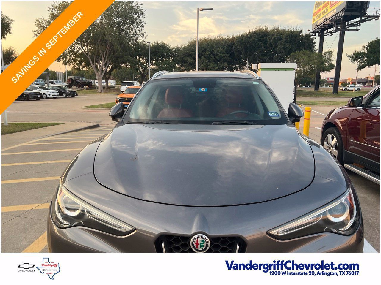 Used 2018 Alfa Romeo Stelvio Ti AWD/4WD image 3