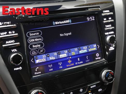 Used 2023 Nissan Murano SL AWD/4WD image 19