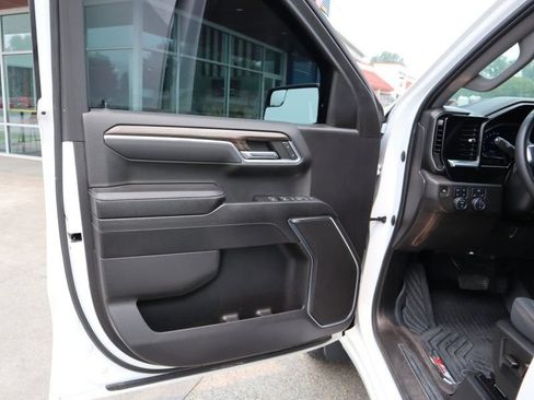 Used 2022 Chevrolet Silverado 1500 RST AWD/4WD image 13