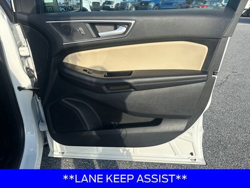 Used 2020 Ford Edge SEL w/ Convenience Package image 14