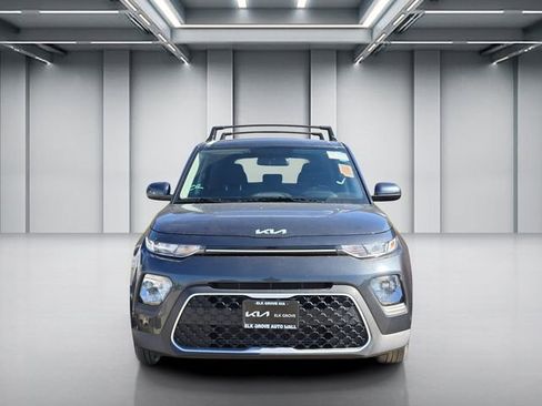 Certified 2022 Kia Soul LX FWD image 2