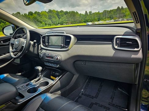 Used 2019 Kia Sorento EX w/ EX Touring Package FWD image 46