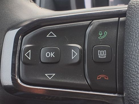 Used 2024 RAM 2500 Limited image 15