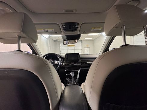 Used 2021 Kia Seltos EX image 17