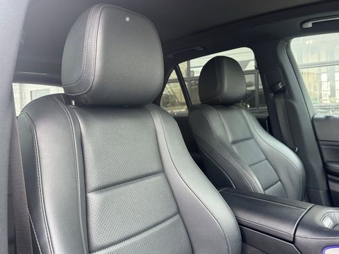 Used 2022 Mercedes-Benz GLE 350 4MATIC w/ Premium Package image 43