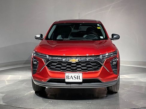 Used 2024 Chevrolet Trax LS w/ Driver Confidence Package image 9