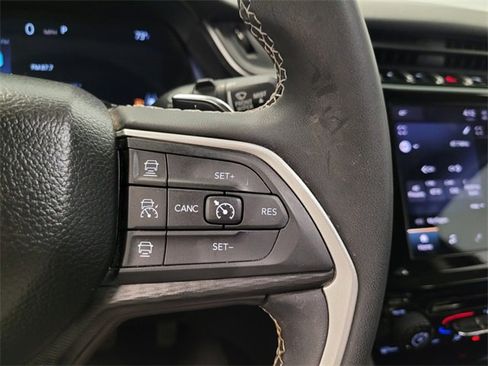 Used 2023 Jeep Grand Cherokee L Laredo image 25