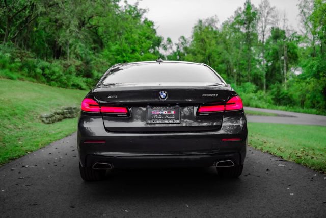 Used 2023 BMW 530i xDrive w/ Premium Package AWD/4WD image 7