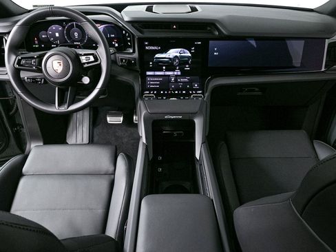 New 2026 Porsche Cayenne Electric AWD/4WD image 19