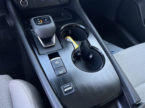 Certified 2023 Nissan Rogue SV image 16