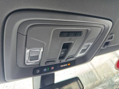 Used 2021 GMC Sierra 1500 Elevation w/ Preferred Package image 26