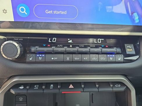Used 2025 Toyota Tundra Limited RWD image 25