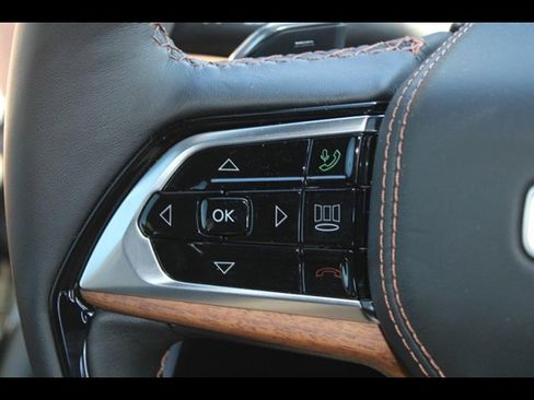 Used 2022 Jeep Grand Cherokee Summit image 15