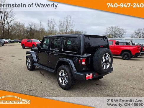 Used 2021 Jeep Wrangler Unlimited Sahara w/ Uconnect 4C Nav & Sound Group image 5