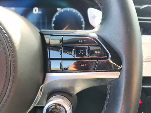 Used 2023 Maserati Grecale GT image 32