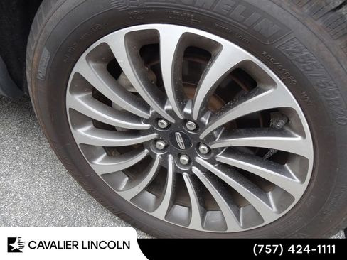 Used 2020 Lincoln Aviator Reserve w/ Equipment Group 201A AWD/4WD image 18