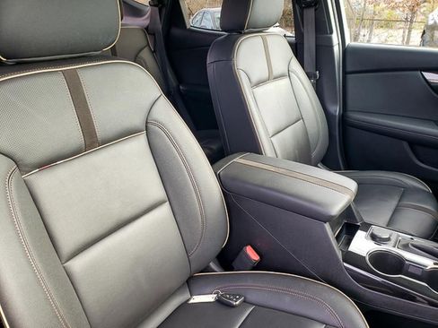 Used 2023 Chevrolet Blazer Premier w/ Enhanced Convenience Package image 31