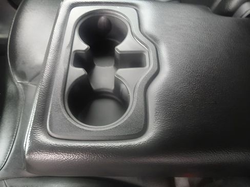 Used 2025 Jeep Compass Limited AWD/4WD image 20