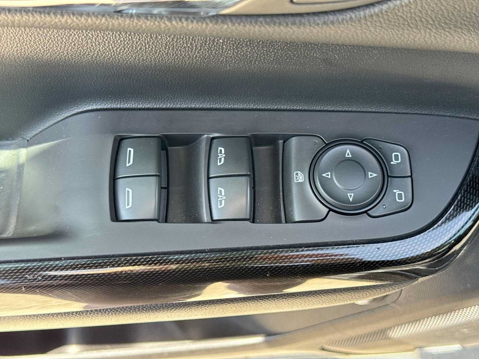Used 2020 GMC Acadia AT4 w/ Trailering Package AWD/4WD image 16