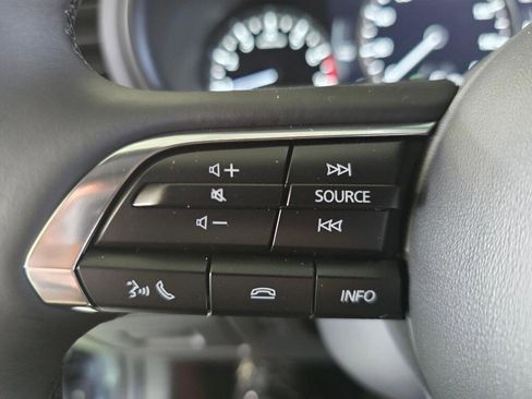 New 2026 MAZDA MAZDA3 Hatchback w/Premium Plus Pkg image 33