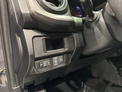 Used 2019 Toyota Tacoma TRD Sport image 15