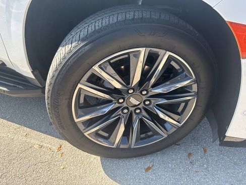 Used 2022 Cadillac Escalade Sport image 11