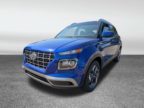 New 2025 Hyundai Venue SEL image 7