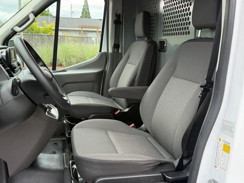 Used 2024 Ford Transit 250 148 Medium Roof RWD image 15