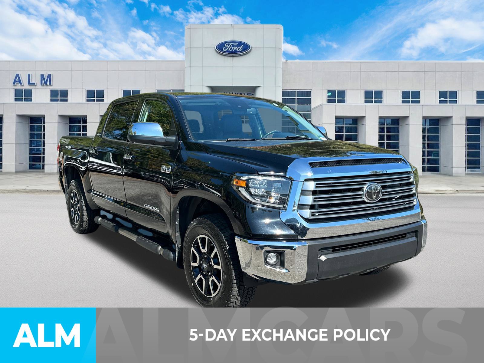 Used 2020 Toyota Tundra Limited w/ Limited Premium Package AWD/4WD image 3