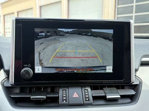 Used 2024 Toyota RAV4 XLE Premium FWD image 19