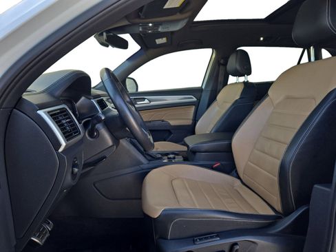 Used 2022 Volkswagen Atlas Cross Sport SEL Premium R-Line image 9