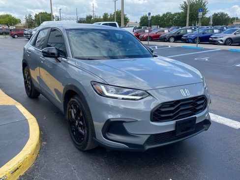 Used 2024 Honda HR-V Sport image 2