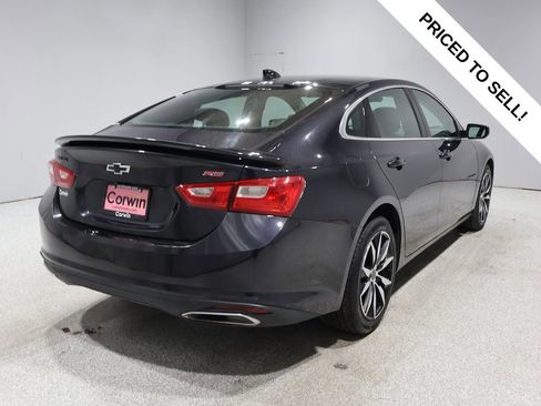 Used 2023 Chevrolet Malibu RS image 2